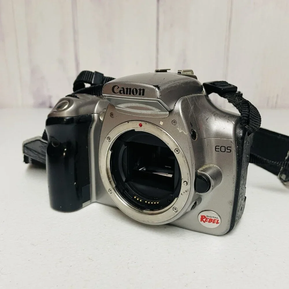 Canon EOS Digital Rebel 6.3MP DSLR DS6041 Camera Body Only With Battery